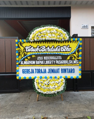 Papan Bunga Duka di Anggrung