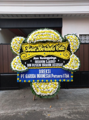 Papan Bunga Duka di Anggrung